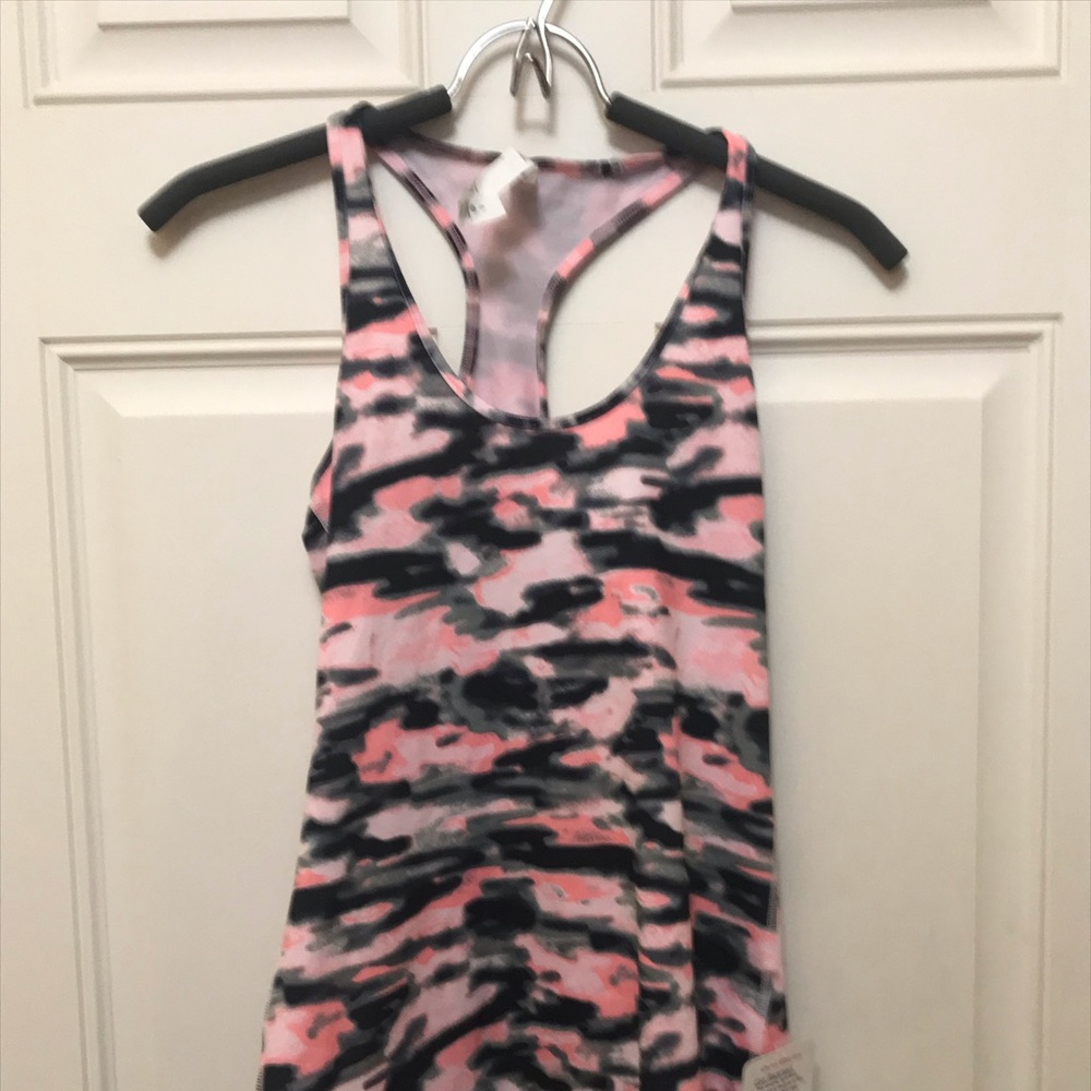 Lululemon!  Cool Racerback